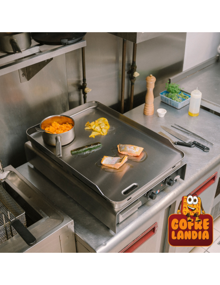 NUEVA Plancha eléctrica profesional , gama Confort de acero inoxidable, trifásica 16A - 5400 W, dos zonas de cocción.